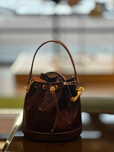 شنط توري بورش