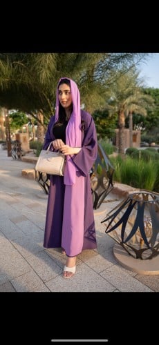 Double face abaya, half calf length, with free hijab