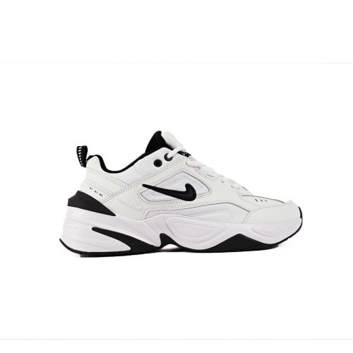،Nike M2K