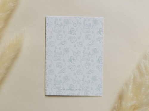 بطاقة إهداء بتصميم Happy Birthday (تركوازي)