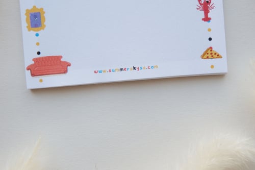 ورق ملاحظات بتصميم Friends