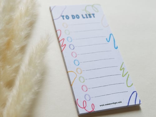 ورق ملاحظات To Do List بتصميم الوان خشبية