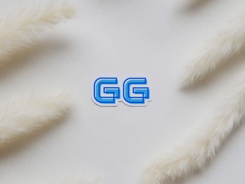 ملصق بعبارة GG