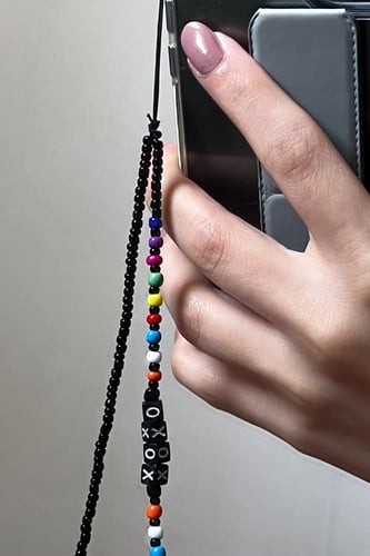 تعليقة زينة للجوال XOXO