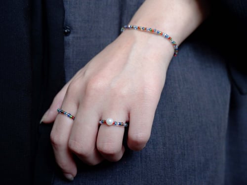 مجموعة من سوارة من الخرز الصغير ملون عشوائي مع خوا...