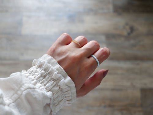 مجموعة من 2 خواتم سماوي وسكري