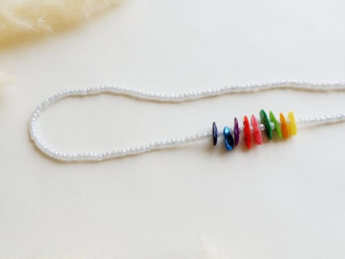 تعليقة زينة للجوال أحجار