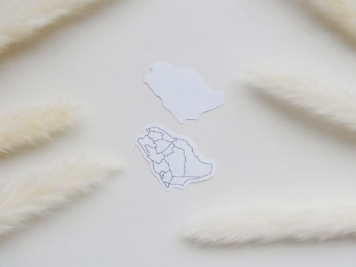 مجموعة من 2 ملصقات بتصميم خريطة المملكة