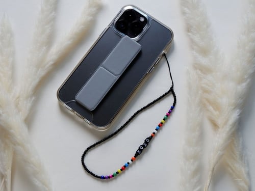 تعليقة زينة للجوال XOXO