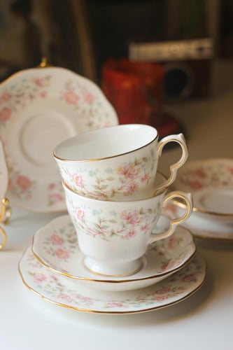ثلاثية Colclough Bouquet Tea
