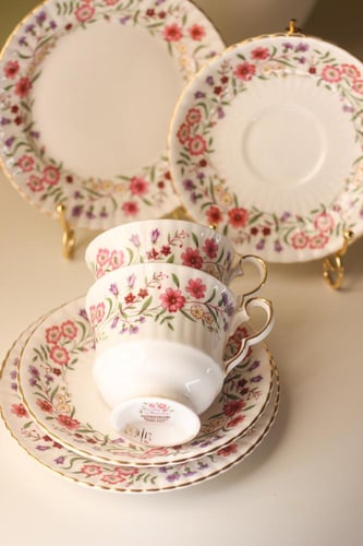 طقم ثلاثي وِنزر – مرج الربيع (Windsor Spring Meado...