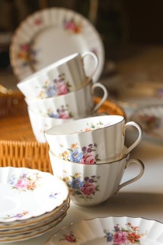 Royal Worcester كوب ثُلاثي من