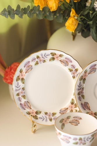 ثلاثي أينسلي الجميل – أبريل روز