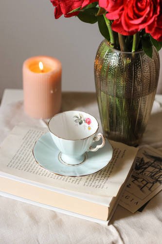 كوب قهوة بألوان الباستيل “ أزرق".