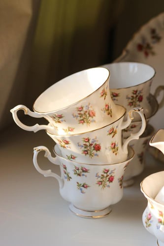 ثُلاثية من رويال آلبرت