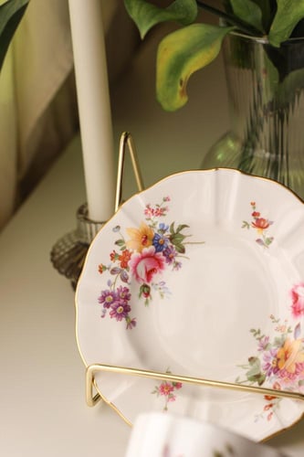 ثُلاثية إنجليزية للشاي او القهوة