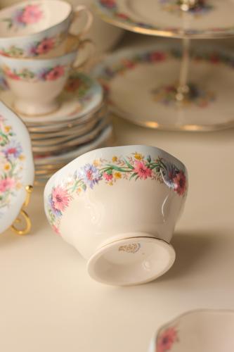 زبدية من فولي بون شاينا – تصميم كورن فلاور بلو