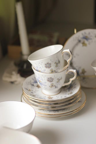 طقم أنتيك ثُلاثي