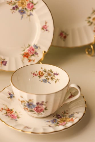 كوب ثلاثي من Royal Worcester