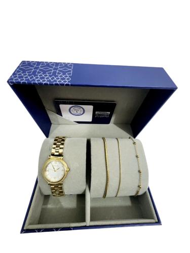 طقم ساعه مع 3 اساور نسائي باللون الذهبي