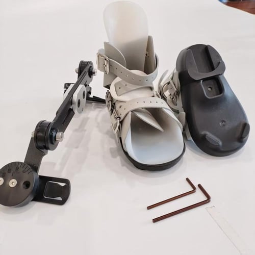 حذاء دينيس براون لعلاج القدم الحنفاء - Dennis Brow...