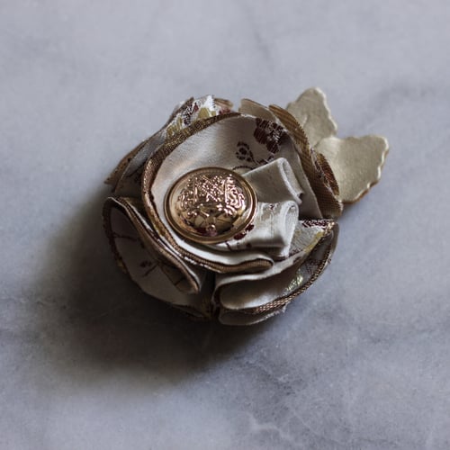 بروش قماش+ورق جلد صناعه يدويه