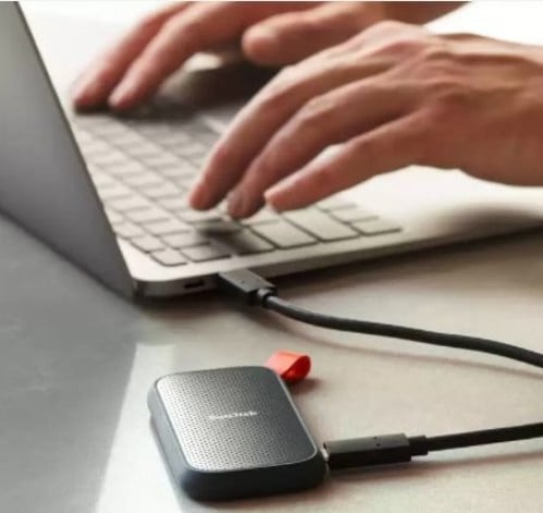 محرك أقراص محمول اكستريم SSD الاصدار الثاني من سان...