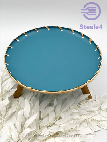 حامل معدني بقواعد خشب