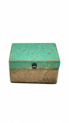 طقم خشبي فاخر من مبخره وصينيه و صندوق بزخرفة جميلة...