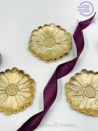 صحن صغير بشكل الورده