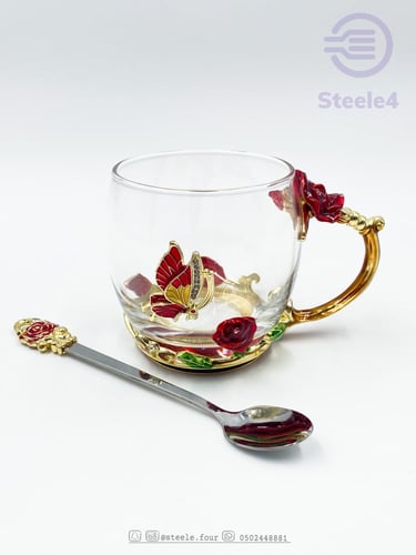 كوب شفاف ذات رسومات مميزة مع ملعقه