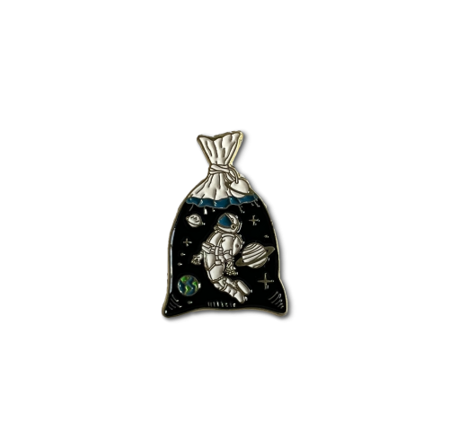 بروش "سحر الفضاء العائم"