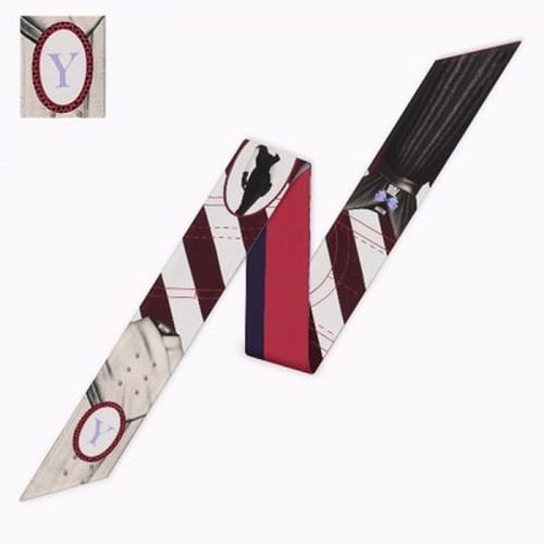 سكارف الحروف