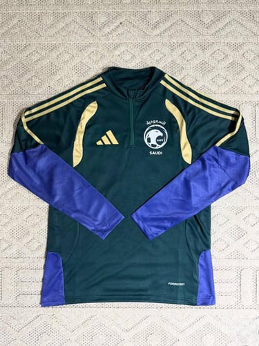 سويتر المنتخب السعودي الاخضر 2026