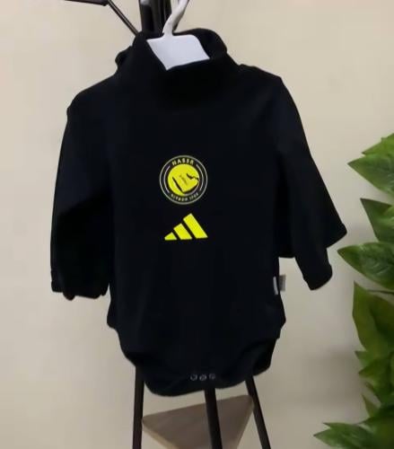 بربتوز مواليد بشعار نادي النصر لون اسود