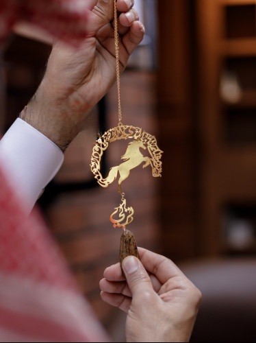 تعليقة سياره مع كسره العود