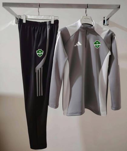 طقم الأهلي الشتوي الرسمي لعشاق النادي