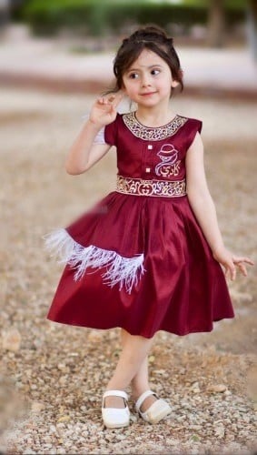 فستان احمر موديل الحرف _ متجر روشن