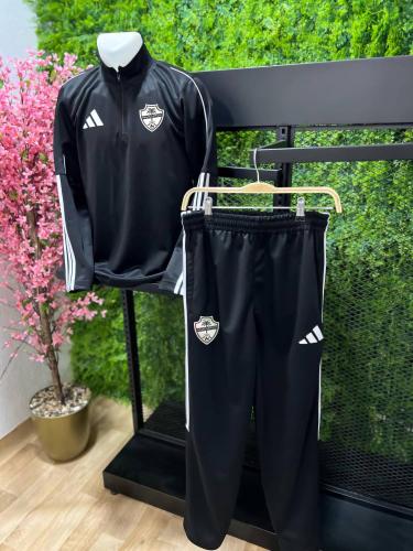 طقم الاهلي السعودي الاسود 2026 بالشعار الجديد