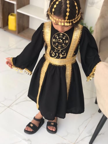 فساتين يوم التأسيس بناتي