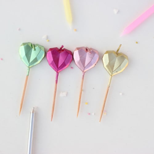 شمعة قلب وردي فاتح | 7سم