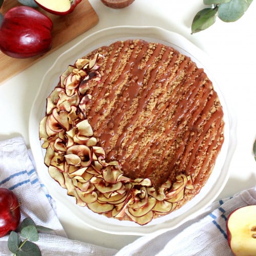 تشيز كيك التفاح بالقرفة و الشوفان و صوص الكراميل