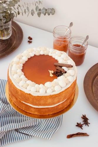 كيكة القرع بالكراميل والقرفة