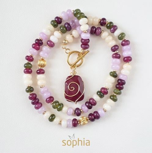 سبحة حجر كريم & قلادة