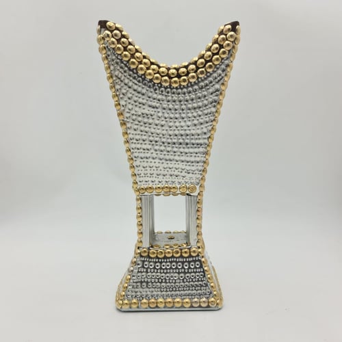 مبخرة حائلية يكتب عليها الاسم (حب الرمان) كبير جدا...