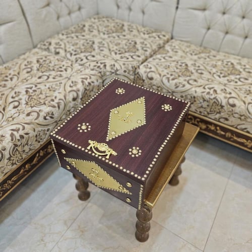 صندوق إهداء مبخرة 29 وعلبة للعود شامل التوصيل (عدة...