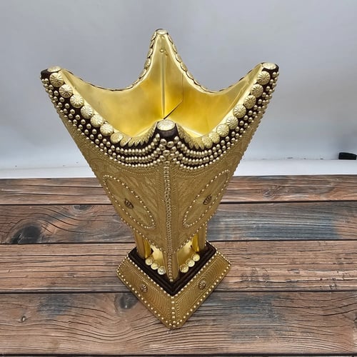 مبخرة ملكية نحاس كبير جدا