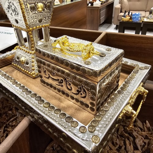 طقم مبخرة فضية أنيقة بمسمار زيتي كبيرة جدا شامل ال...