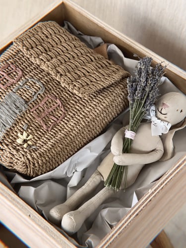 هدية مولودة | سارة