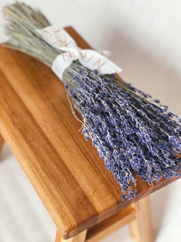 ربطة لافندر طبيعي منسقة